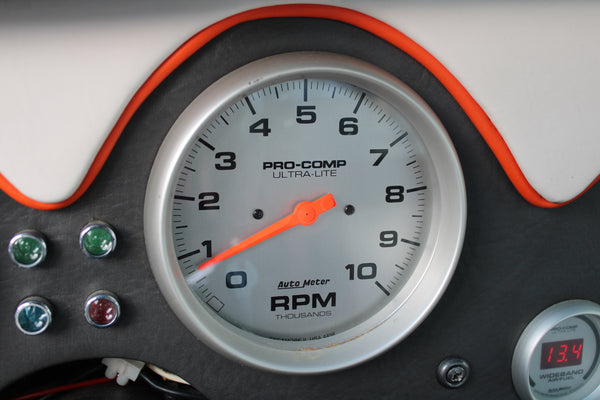 Chevrolet C1500 5,7L Fleetside Short Bed - Im Kundenauftrag (Umfangreich überarbeitet, TÜV, Holley, Borla, Auto Meter)