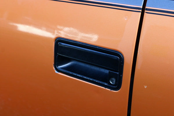 Chevrolet C1500 5,7L Fleetside Short Bed - Im Kundenauftrag (Umfangreich überarbeitet, TÜV, Holley, Borla, Auto Meter)