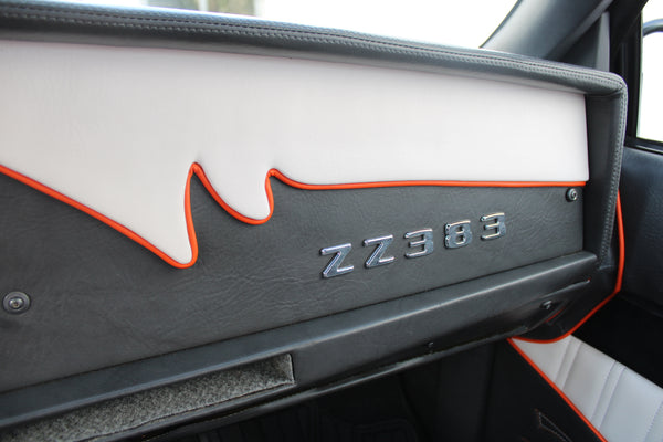 Chevrolet C1500 5,7L Fleetside Short Bed - Im Kundenauftrag (Umfangreich überarbeitet, TÜV, Holley, Borla, Auto Meter)