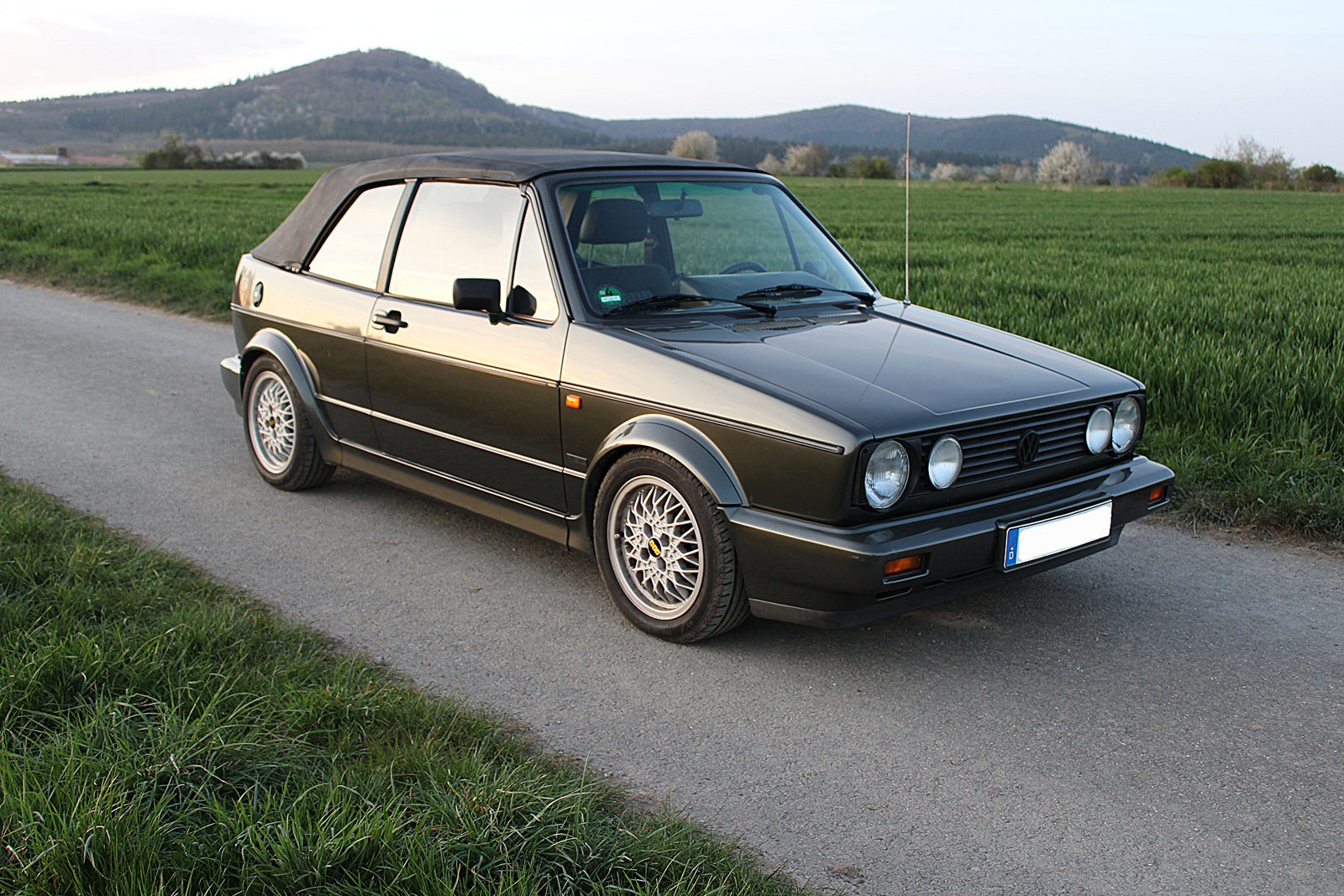 2025 - VW Golf I Cabriolet (1992) Bild 1