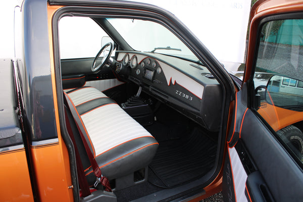 Chevrolet C1500 5,7L Fleetside Short Bed - Im Kundenauftrag (Umfangreich überarbeitet, TÜV, Holley, Borla, Auto Meter)