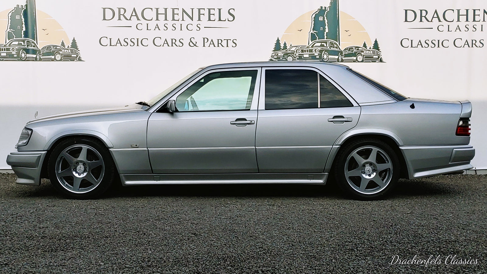 2022 - Mercedes-Benz E 300-24 3.4 AMG (1993) Bild 6