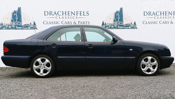 2022 - Mercedes-Benz E 200 (W210) (1995)