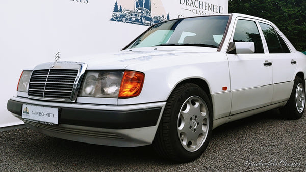 2023 - Mercedes-Benz 200 E (W124) (1990)