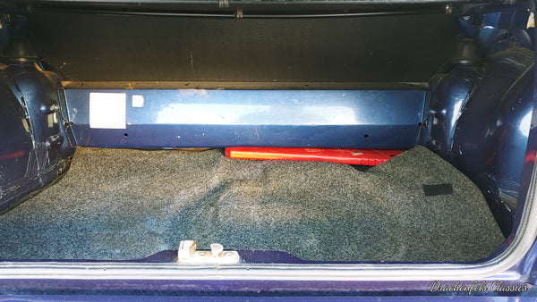 VW Golf I Cabriolet (155 2H) (1990).