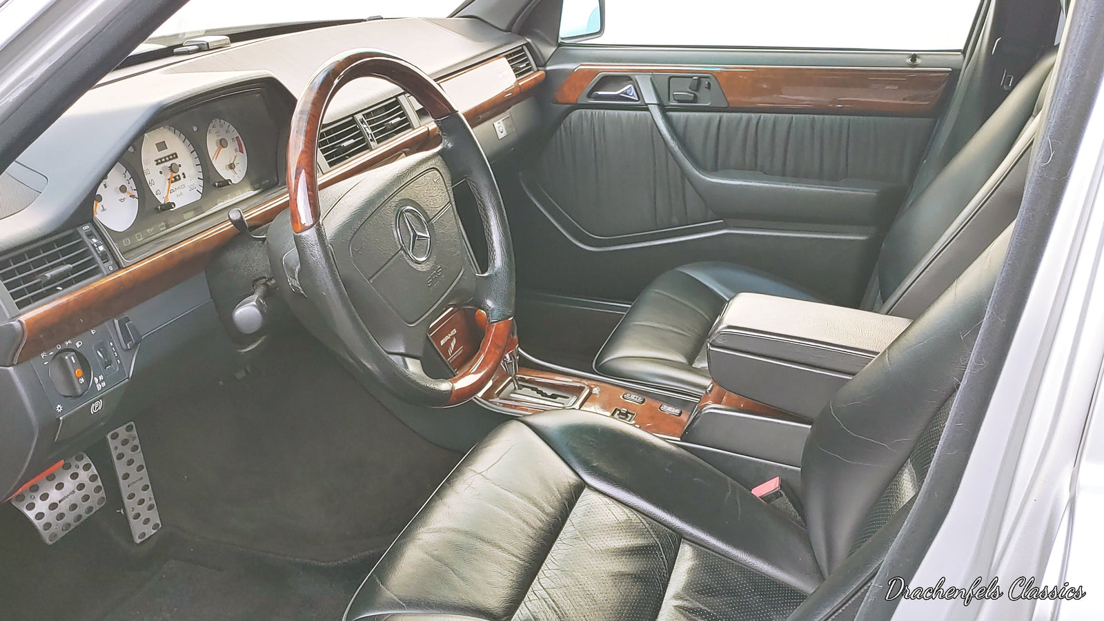 2022 - Mercedes-Benz E 300-24 3.4 AMG (1993) Bild 16