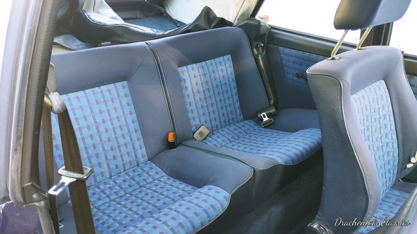 VW Golf I Cabriolet (155 2H) (1990).