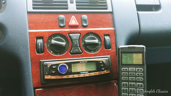 2022 - Mercedes-Benz E 200 (W210) (1995)