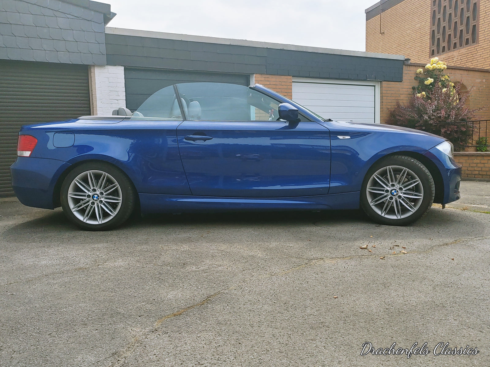 2021 - BMW 118i Cabriolet (2009) Bild 6