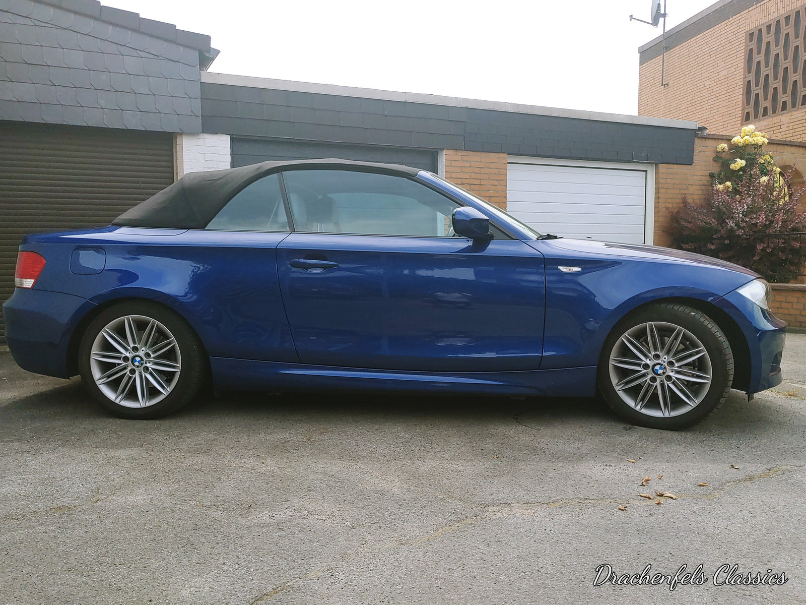 2021 - BMW 118i Cabriolet (2009) Bild 7