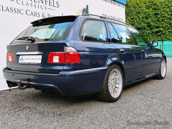 BMW 530iA Touring (E39) Edition Exclusive (2002).