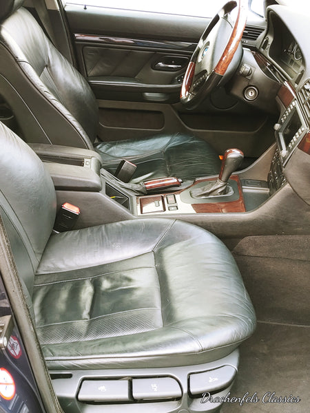 BMW 530iA Touring (E39) Edition Exclusive (2002).