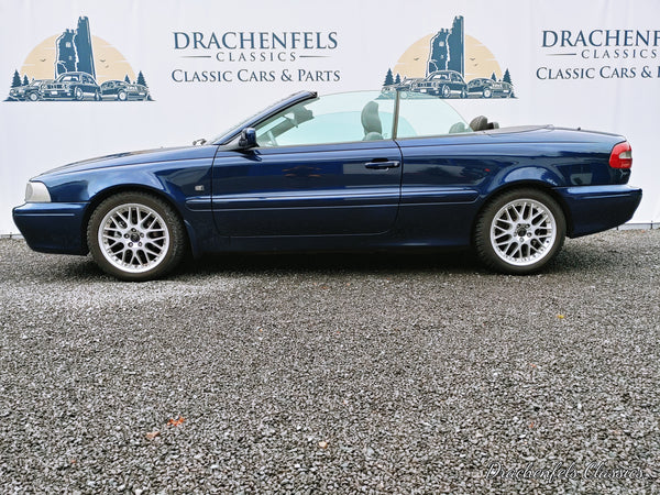 Volvo C70 2.0T Cabriolet (2001).