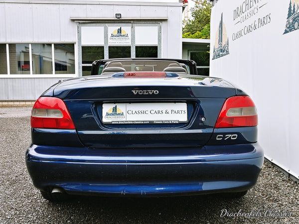 Volvo C70 2.0T Cabriolet (2001).