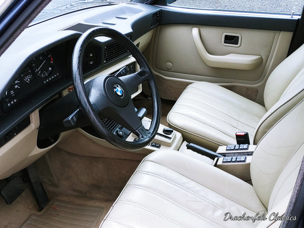 2022 - BMW 535i (E28) (1986)