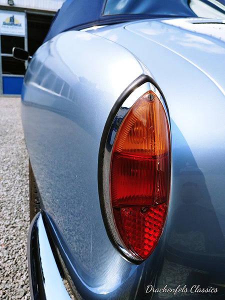 Karmann Ghia Cabriolet (Replika) (1983).
