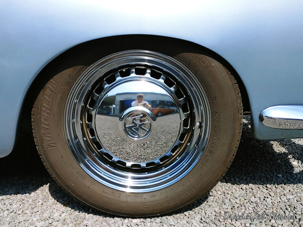 Karmann Ghia Cabriolet (Replika) (1983).