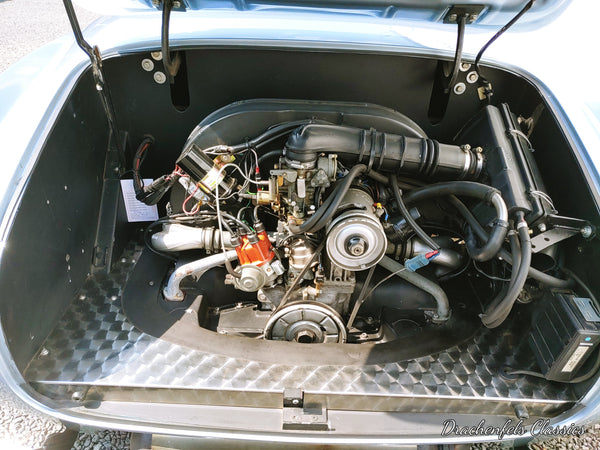 Karmann Ghia Cabriolet (Replika) (1983).