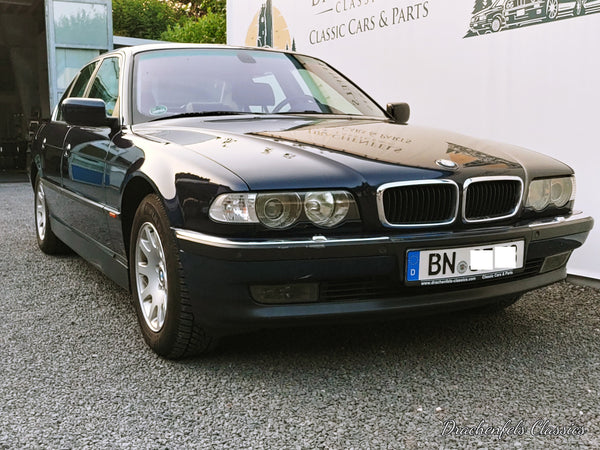 2021 - BMW 728i (E38) (1998)