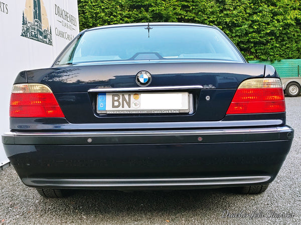 2021 - BMW 728i (E38) (1998)