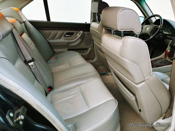 2021 - BMW 728i (E38) (1998)