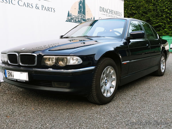2021 - BMW 728i (E38) (1998)