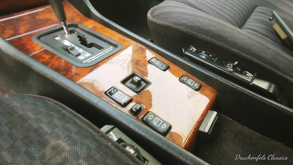 2023 - Mercedes-Benz 200 E (W124) (1990)