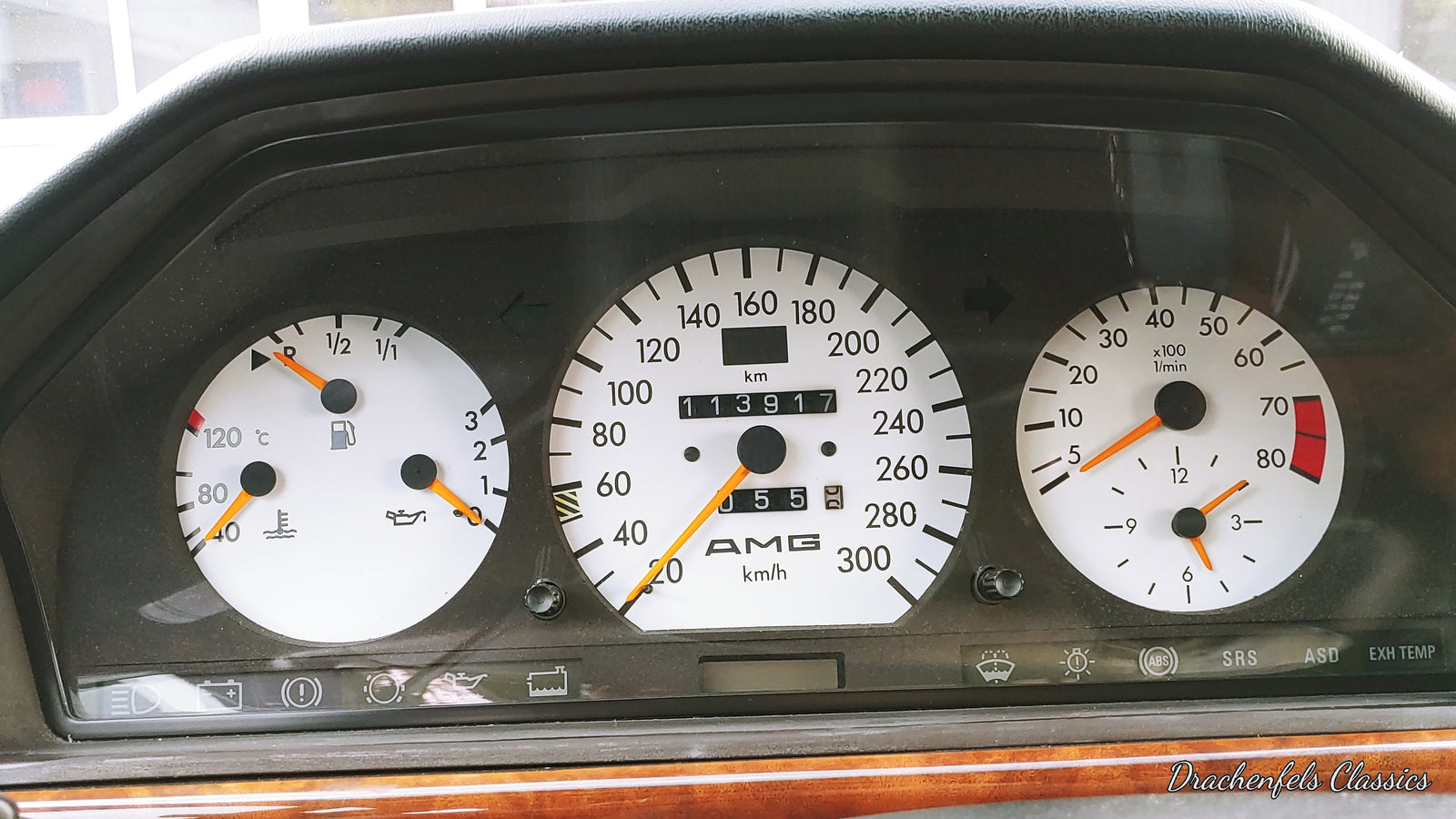 2022 - Mercedes-Benz E 300-24 3.4 AMG (1993) Bild 18