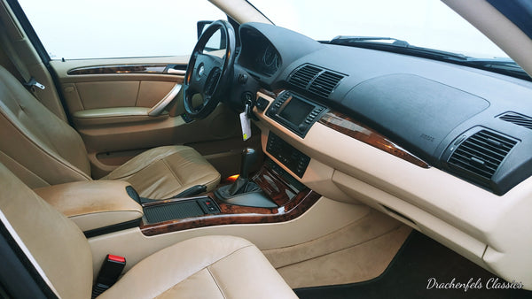 2022 - BMW X5 3.0iA (E53) (2003)