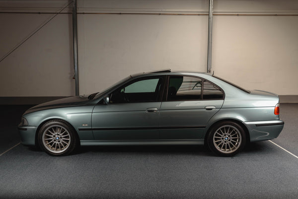 2020 - BMW 530iA (E39) (2001)
