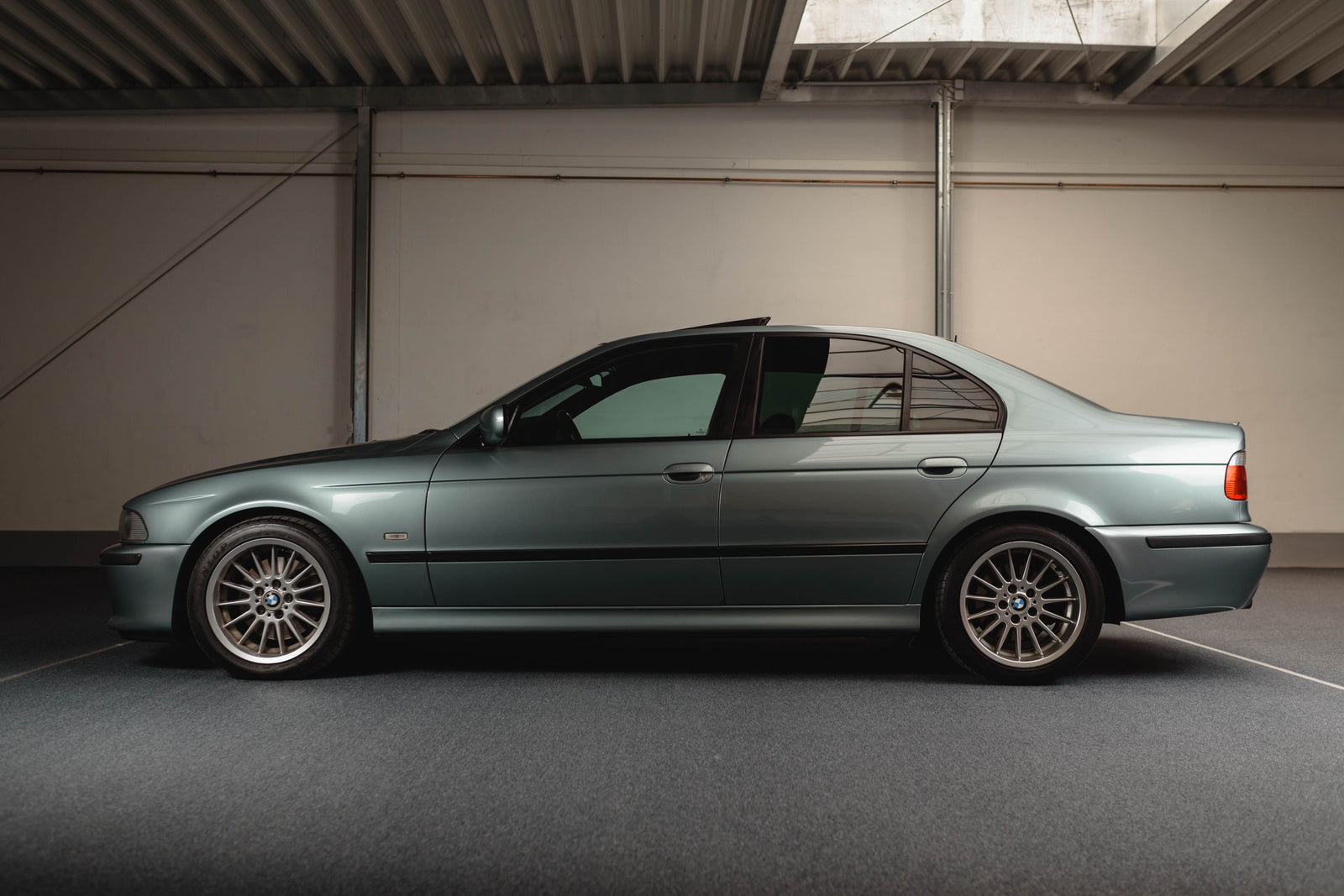 2020 - BMW 530iA (E39) (2001) Bild 2