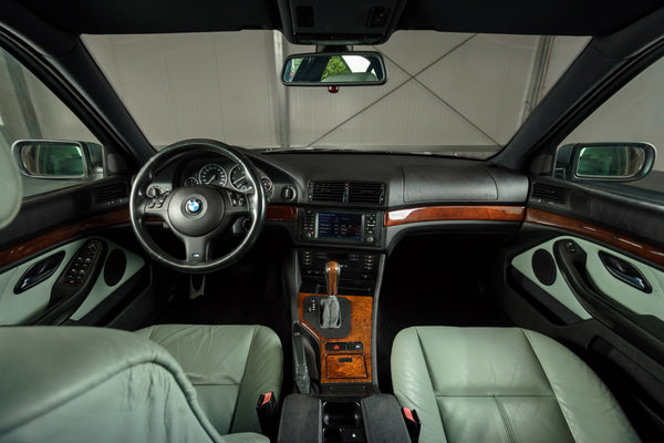 2020 - BMW 530iA (E39) (2001)