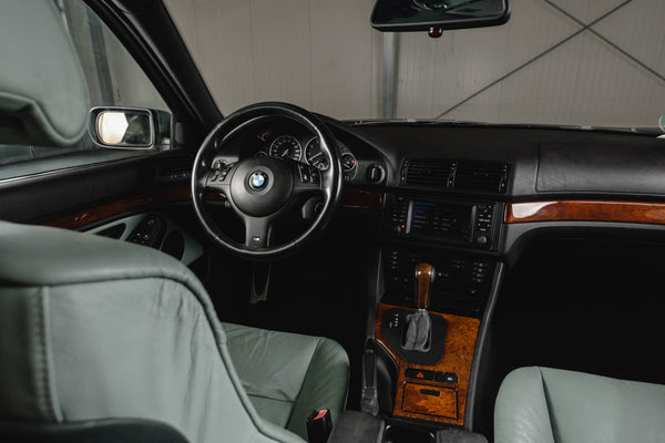 2020 - BMW 530iA (E39) (2001)
