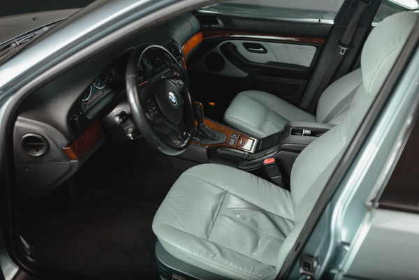 2020 - BMW 530iA (E39) (2001)