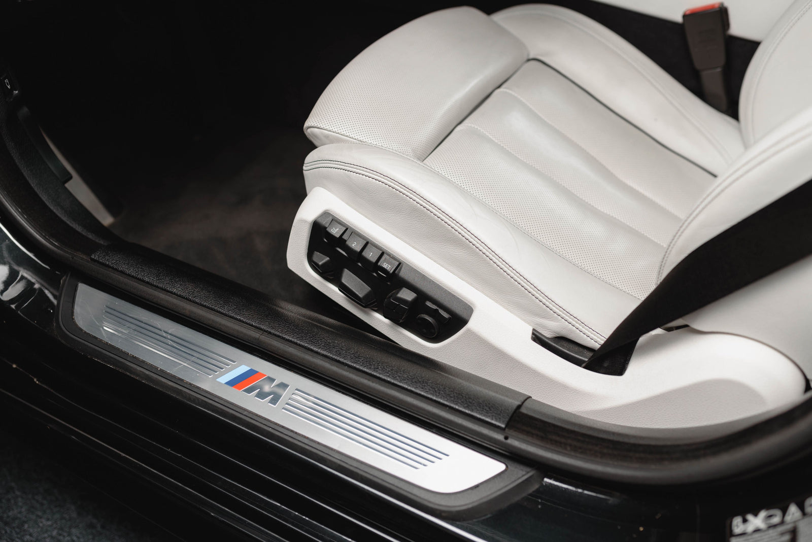 2020 - BMW 650i GranCoupe (2014) Bild 13